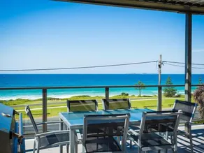 81 Dalmeny Drive Beach House - Image 3