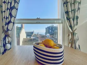 Corner View - Image 5
