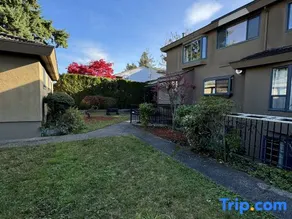 Sunshine Bay · Westside Homestay - Image 2