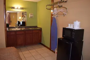 Selma Hotel - Image 2