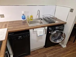 Washingtons Emerald 2 Bed Exec Apt - Image 3