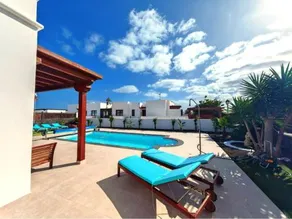 Luxury Marina - Image 2
