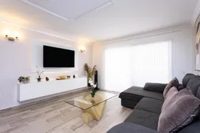 Cosy two-bedroom apartment in the centre of El Medano - Image 5