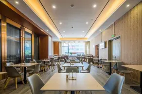 Metropolo West Lake Culture Square - Image 4