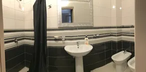 Diamond Suite - Image 5