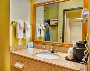 Baymont by Wyndham Grand Rapids N/Walker - Image 3