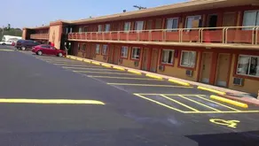 Decatur Inn - Image 5