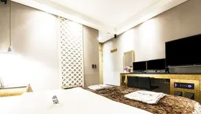 Blixx Hotel - Image 5