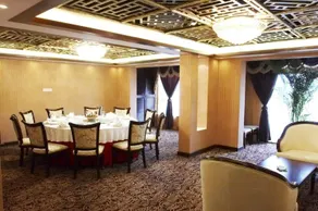 Shanghai Leading Noble Suites & Hotel - Image 5