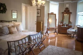 EJ Roberts Mansion - Image 5