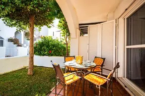 Marinas Sol - Tu hogar con jardín privado! - Image 4