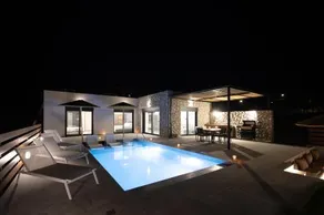 Terra Secreta Luxury Villas - Image 2