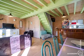 Murol - Chalet - Vue Chateau - Image 3