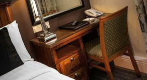Grand Hotel - Image 4