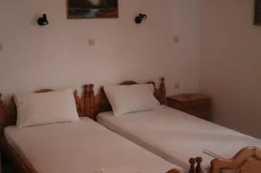 Machi's Guest House - Image 5