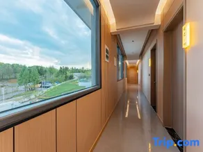 Shanhe · Jiyue Wild Luxury Homestay (Xuan'en Chunmuying) - Image 3