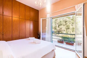Luxury Apt Surrounded by Olive Groves - Image 2