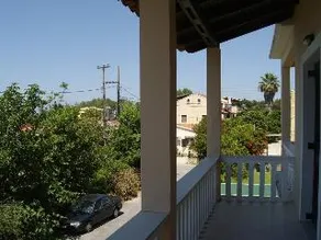 Silver Nests Apartments - Image 1