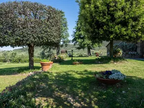 Quaint Holiday Home in Cortona with Swimming Pool - Image 3