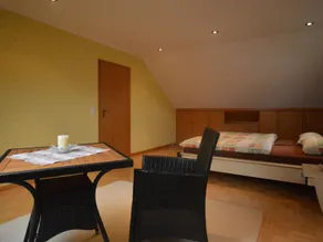 Spacious apartment near the forest in Emmelbaum in the Eifel - Image 2