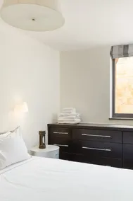 Luxury Duplex with Rooftop by FeelHome - Image 5