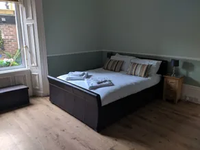 Tynemouth Beach Apartment - 2 min walk to beach - Image 2