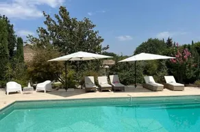Villa de 300 m au coeur du Luberon au calme sans vis Ã  vis 5 chambres - Image 2
