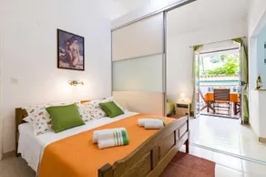 Apartments Villa Smokvina - Image 2
