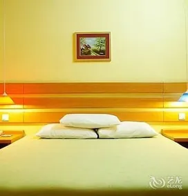 Chongqing Home Inn - Image 3