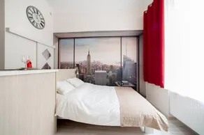 Manhattan Studio - Image 2