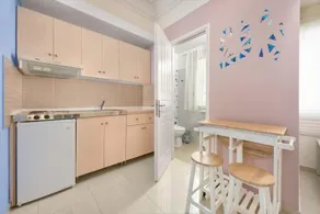 Art Center Apartments - Image 2