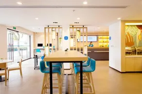 Hanting Hotel Shenyang Yuhong Square - Image 4