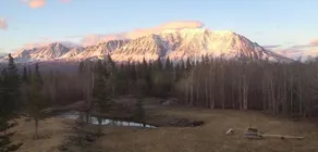 Mount Logan Lodge - Image 5