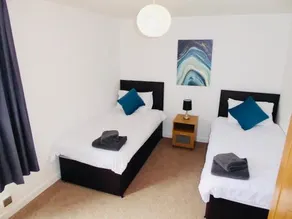 Vermuyden Apartment - Image 2