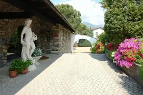 La Comanella - Image 3