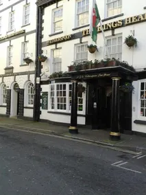 The King's Head - Image 5