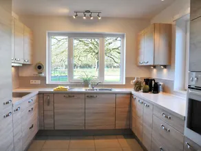 Charming Holiday Home in Bassenge With Garage - Image 4