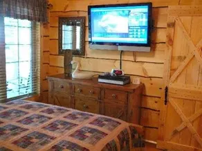 A_above_the_river_cabin - Image 3
