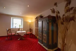 Triple room, shower or bath, toilet - Image 5