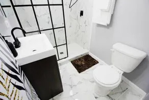Butler Street Glam - Apt 3 - Image 4