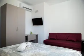 Regina's Home - Image 2