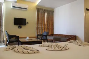 Hotel Saravanabhavan Velankanni - Image 3