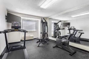 Microtel Inn & Suites by Wyndham Knoxville - Image 2