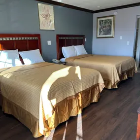 Corona Inn - Image 2