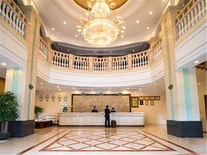 Vienna International Hotel (Shenzhen Shuanglong Subway Station) - Image 2