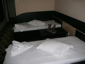 Hotel Central - Image 4