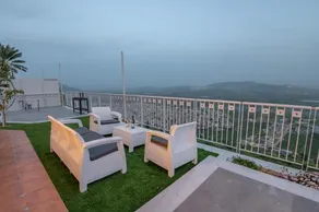 Tuscany Villa - Image 3