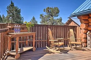 Bend Log Cabin with Cascade Mountain Views - Image 5