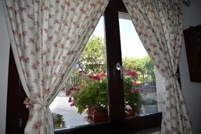 Moni Rooms - Image 3
