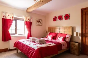 Bronte Kingfisher Cottage - Image 3